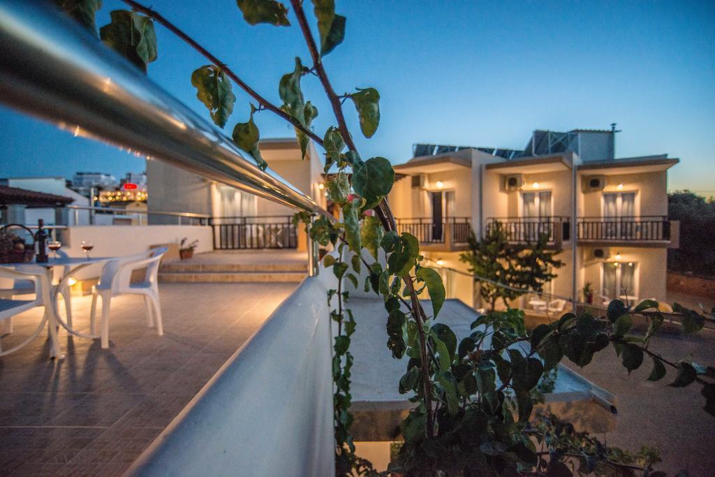 Belvedere Agia Marina Exterior foto